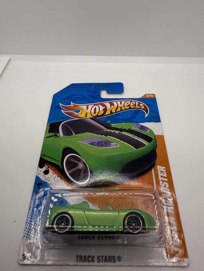 Hot Wheels Tesla Roadster Long Card 2010 Green 67/244 - Image 3