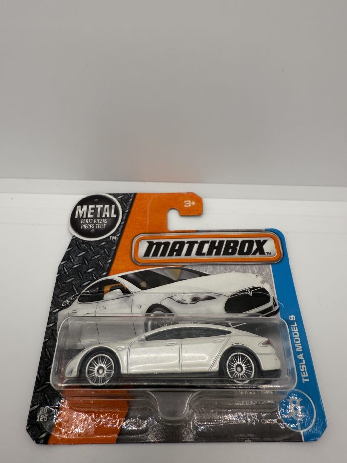 Matchbox Tesla Model S Short Card 2016 White 26/125 - Image 3